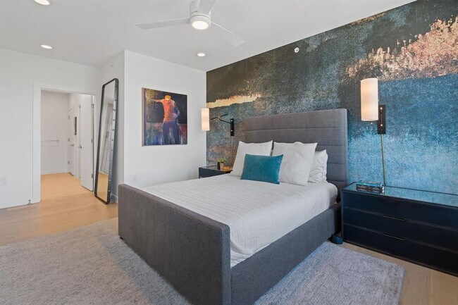 Building Photo - 1600 S 1st St