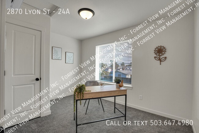 Building Photo - 2870 Lyon St