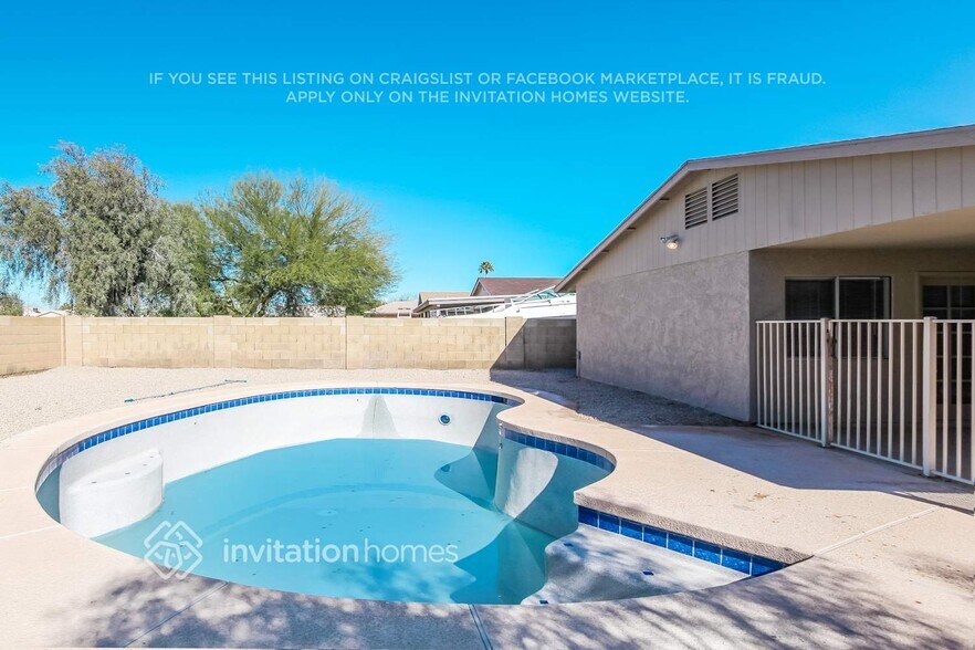 Building Photo - 4316 N 106th Dr
