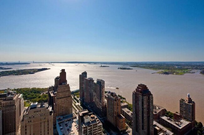 Building Photo - 2 bedroom in NEW YORK NY 10006