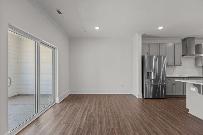 Building Photo - Gorgeous New Construction!  Updated Kitche...