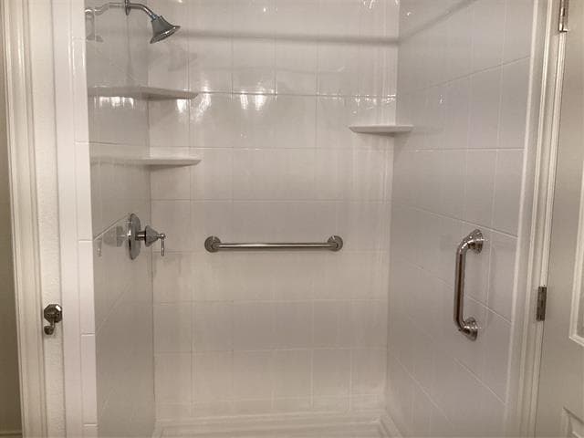 Building Photo - 222 San Jacinto Ct