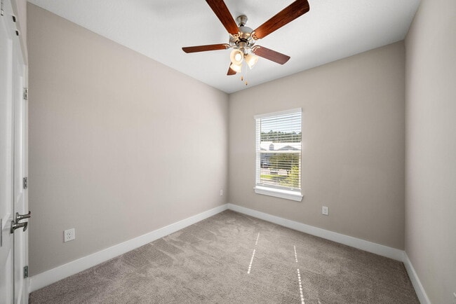 Building Photo - 222 N Sand Palm Rd