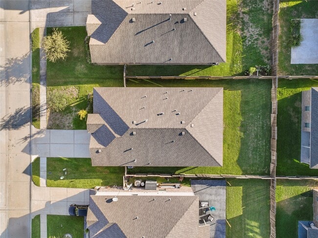 Building Photo - 138 Meadow Grove Dr