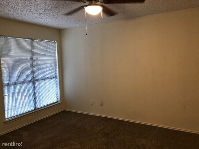 Building Photo - 3 br, 2 bath House - 6204 Los Robles Ln