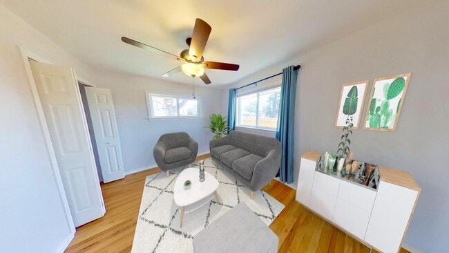 Building Photo - 2698 S Jasmine St