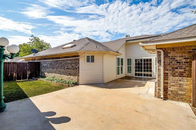 Building Photo - 2874 Stoneridge Dr