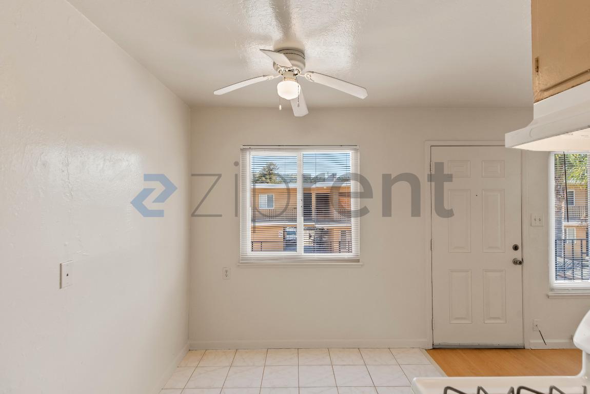 Building Photo - 7630 Lockwood St