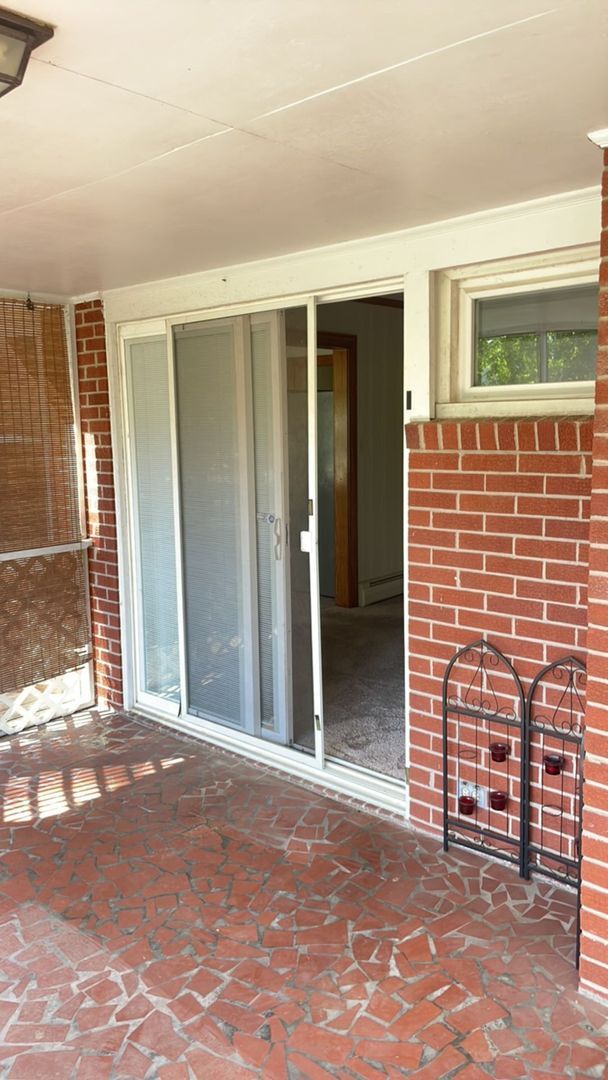 Building Photo - Charming Ranch Style Home! "ASK ABOUT OUR ...