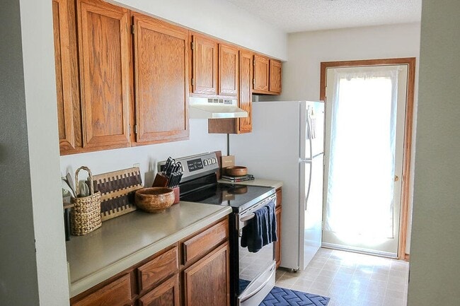 Building Photo - 3422 West St