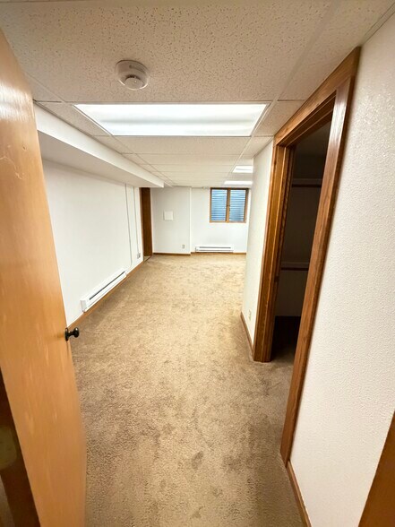 Building Photo - 323 N Leroux St