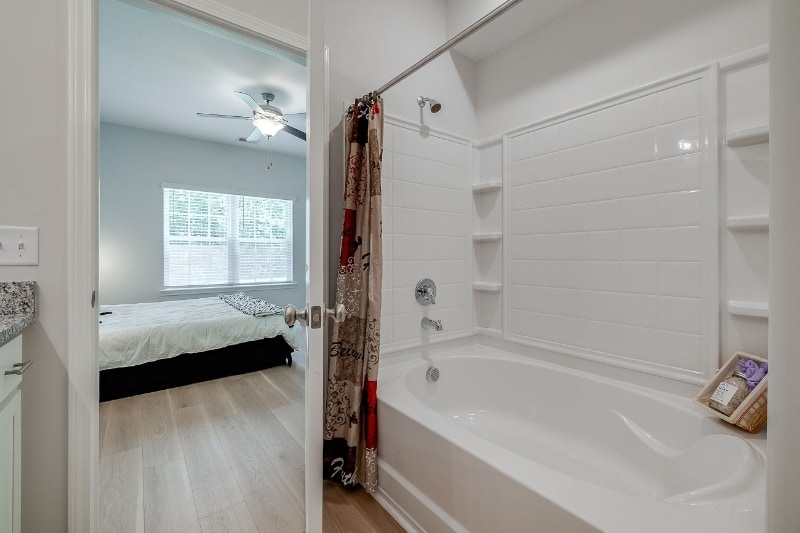 Building Photo - 506 Gov Treutlen Cir