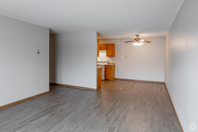 1BR, 1BA - 870SF - Living Room - River Ridge Apartments