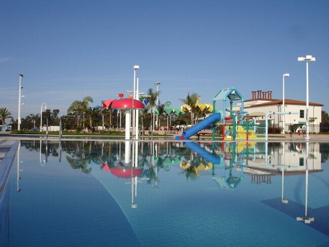 Building Photo - Todd Ranch Townhome- Enjoy The Community Pool!