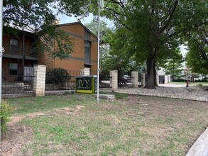 Building Photo - South Lamar and Menchaca Condo