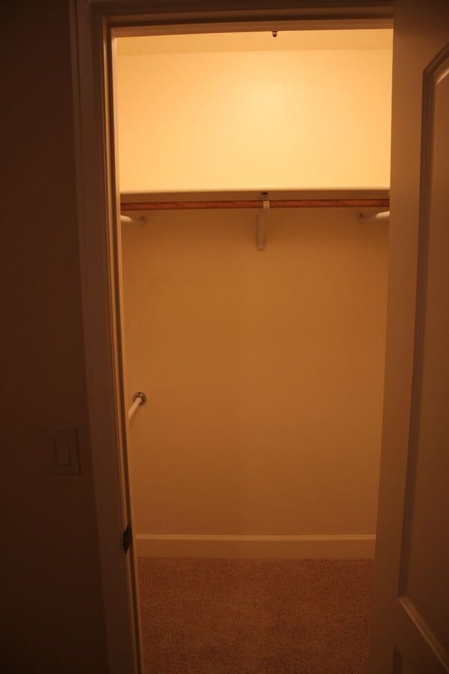 Building Photo - Ivy Lane Townhome | Provo