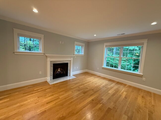 Building Photo - 135 Westford Rd