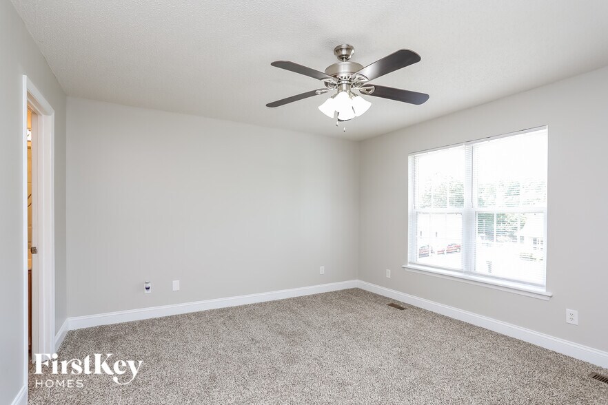 Building Photo - 3508 Sidneys Way