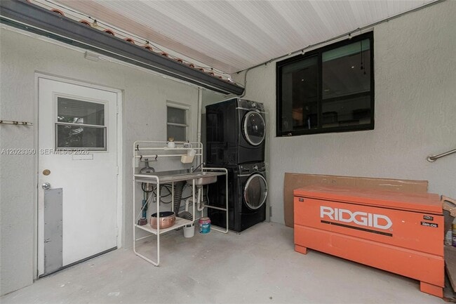 Building Photo - 344 Payne Dr