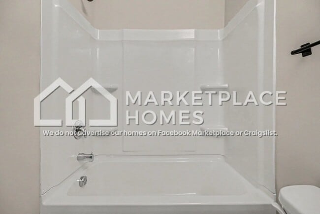 Building Photo - 1374 Cozy Cir SE