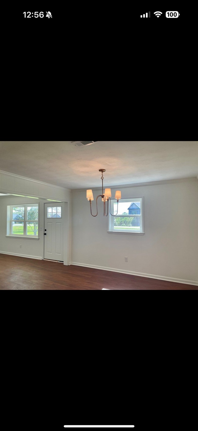 Building Photo - 8336 S Park Ave