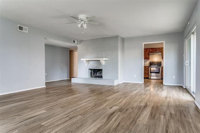 Building Photo - 830 Meadowlark Dr