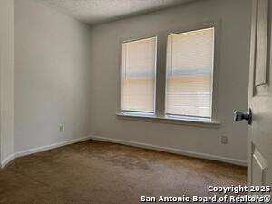 Building Photo - 1334 W Lullwood Ave