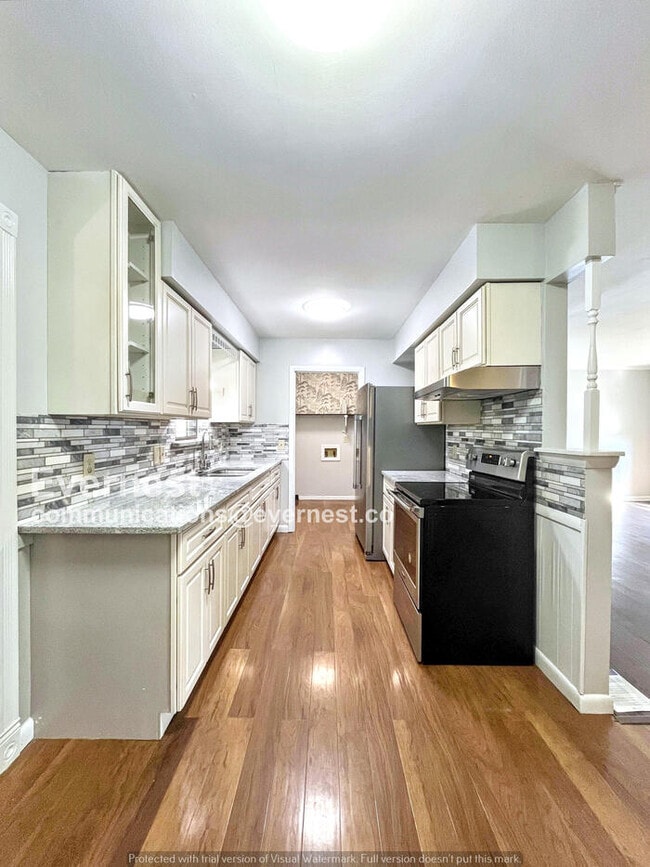 Building Photo - 209 Panamint Dr