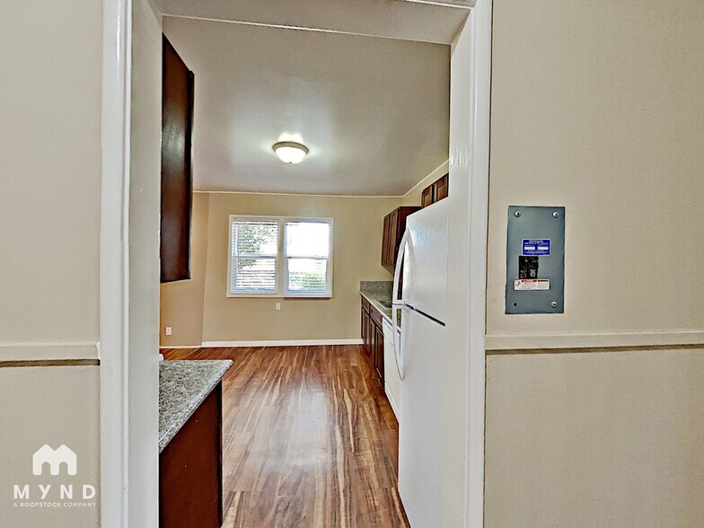 Building Photo - 7 Garrison Dr