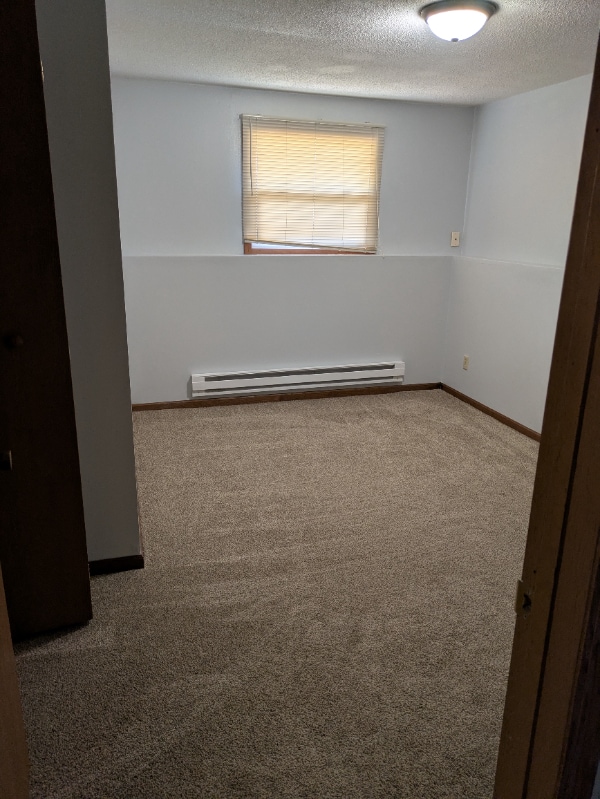 Building Photo - 307 13th Ct