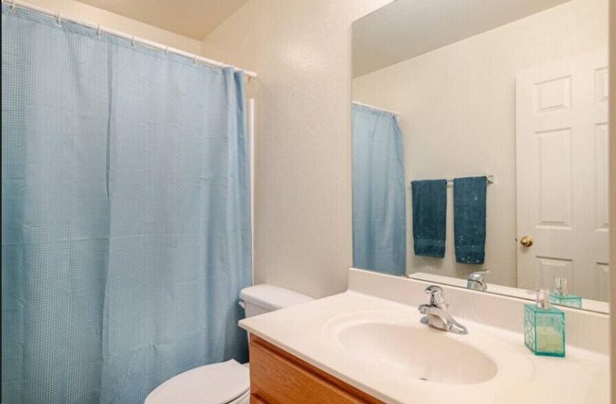 Building Photo - 42618 W Maricopa-Casa Grande Hwy
