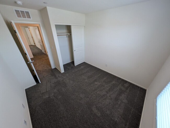 Building Photo - 9427 Verdon Mesa St
