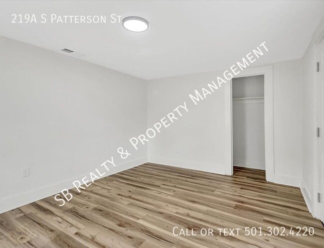 Building Photo - 219 S Patterson St