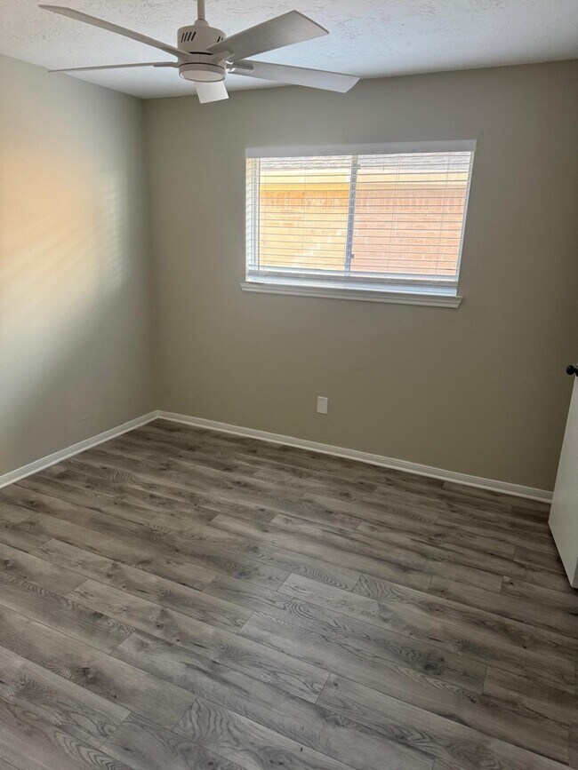 Building Photo - 4435 Wee Laddie Ln