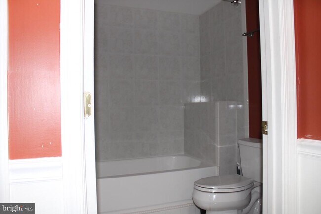 Building Photo - 222 Mary Jane Ln