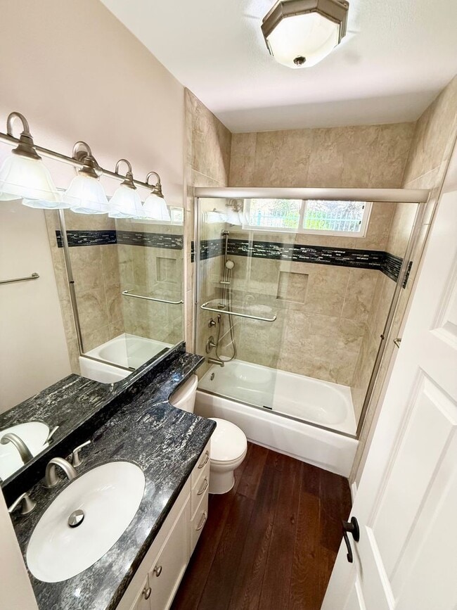 Building Photo - Gated 4 Bedroom 3 1/2 Bath Two Story Home