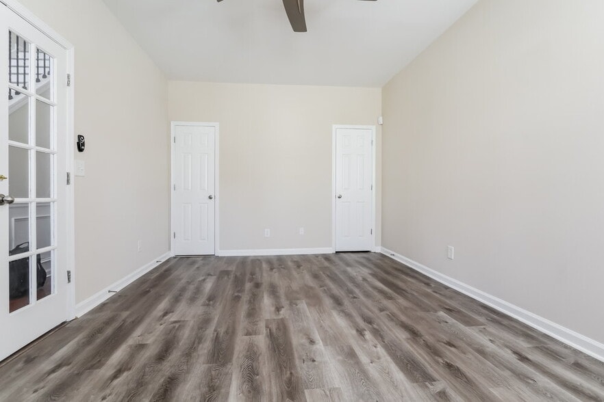 Building Photo - 3752 Sunbridge Dr SW