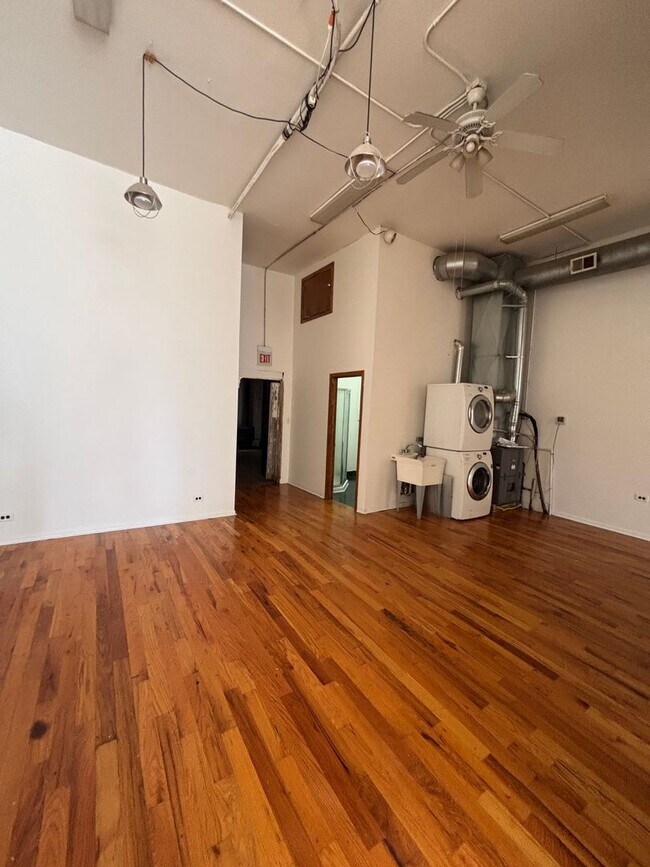 Building Photo - 3147 S Morgan St