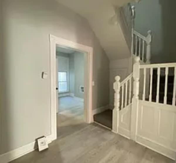 Building Photo - 5 Bedrooms 2 Bathroom Home