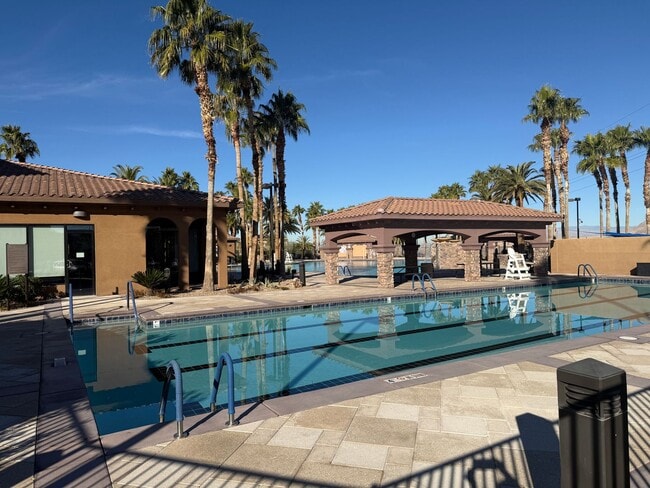 Building Photo - Great single story home 4 beds 3 baths in Henderson