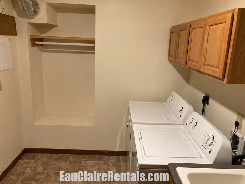 Laundry - 405 Wisconsin St