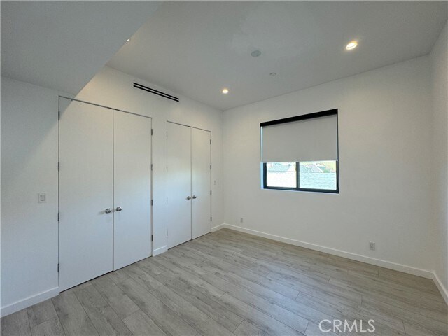 Building Photo - 143 N Ardmore Ave