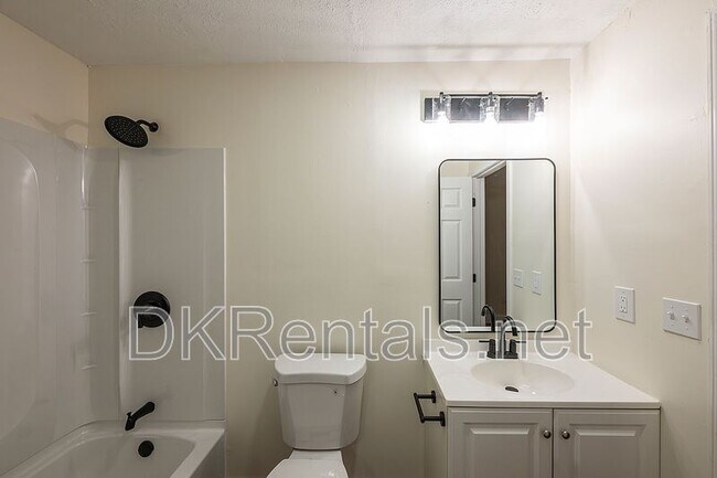 Building Photo - 3536 Kennesaw Station Dr