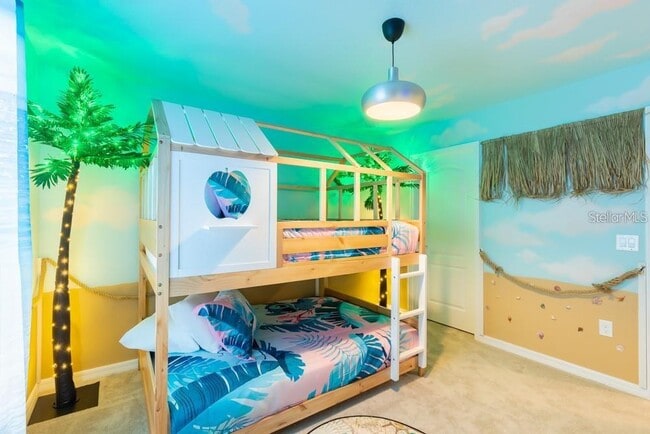 Building Photo - 7215 Oakmoss Loop