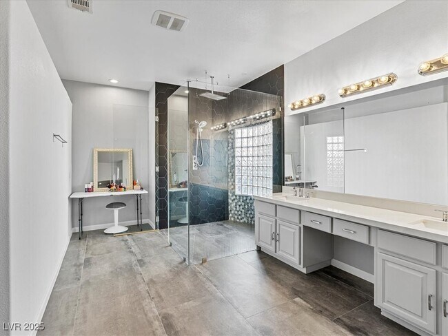 Building Photo - 6639 Tranquil Seas Ct