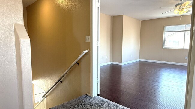 Building Photo - 174 Duck Hollow Ave