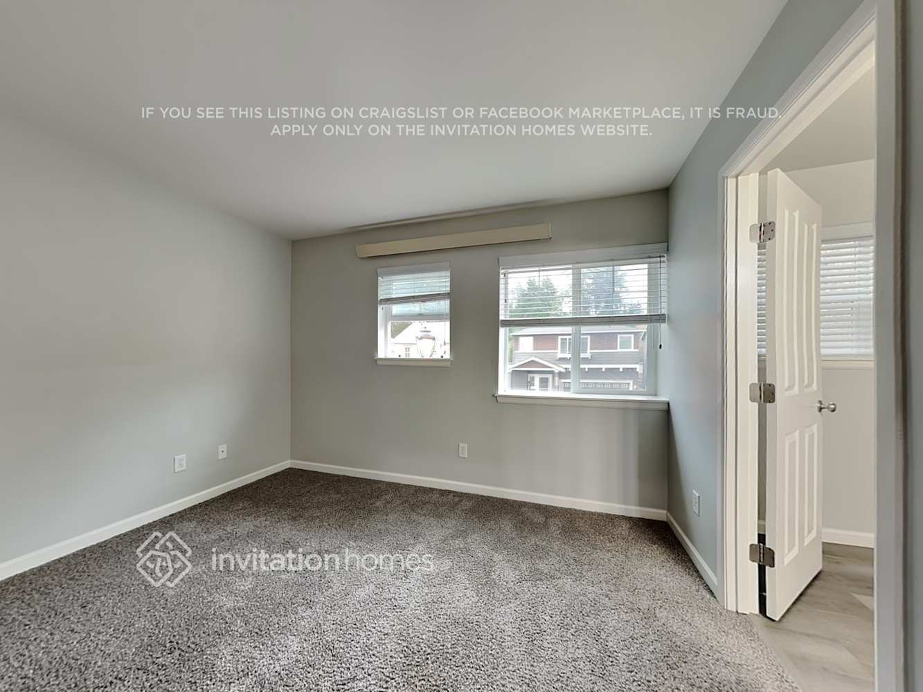 Building Photo - 3651 London Loop NE