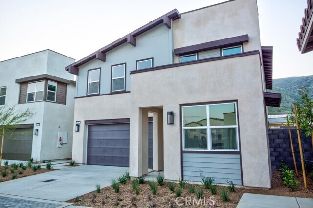 Building Photo - 15812 Caterpillar Dr