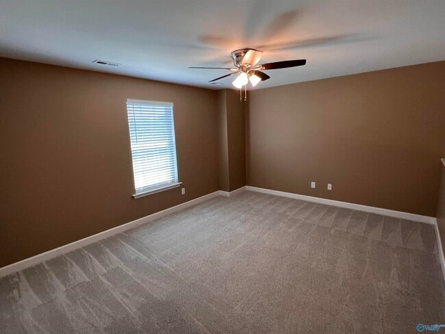 Building Photo - 110 Tudor Pl