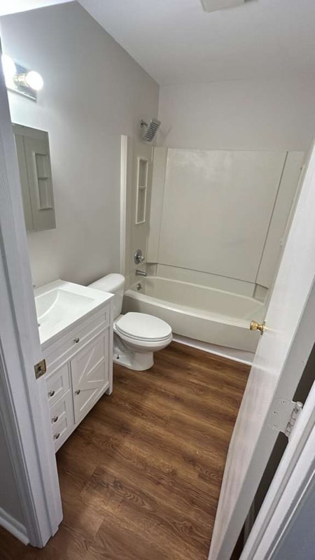 Building Photo - 11082 Harrowfield Rd